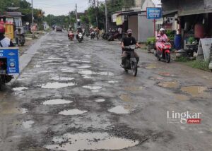 Pelaksana Kehabisan Modal Proyek Jalan Slamet Riyadi Rembang Mandek