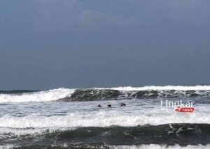 3 Wisatawan Terseret Ombak di Pantai Parangtritis 1 Orang Hilang