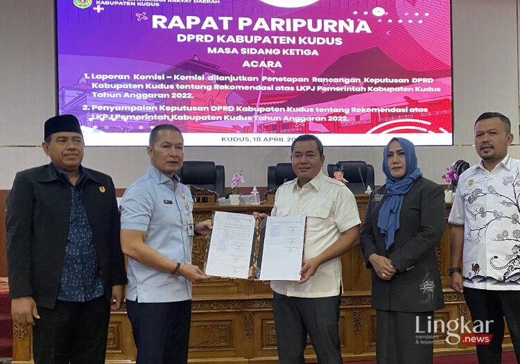 Rapat Paripurna DPRD Kudus Bahas Masa Sidang Ketiga LKPJ