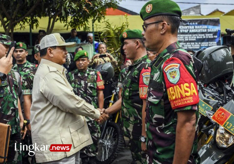 Kunjungi Lembang Menhan Prabowo TNI Harus Bersinergi Dengan Polisi dan Masyarakat