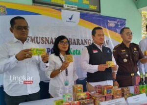 Obat Tradisional Ilegal di Solo Raya Senilai Ratusan Juta Rupiah Dimusnahkan