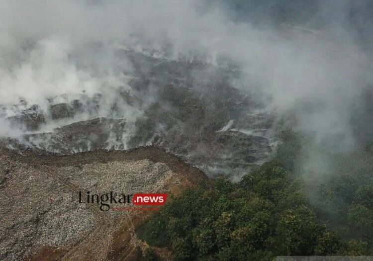 Sudah 4 Hari Kebakaran di TPA Sarimukti Meluas hingga 117 Hektare