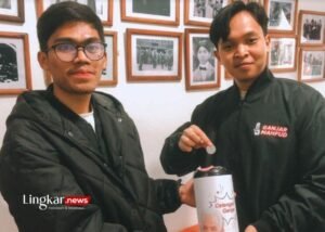 Mahasiswa Indonesia di Tunisia Bikin Celengan Ganjar Dukung Ganjar Mahfud