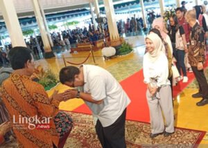 Ribuan Warga Padati Open House Sri Sultan HB X di Kepatihan Yogyakarta