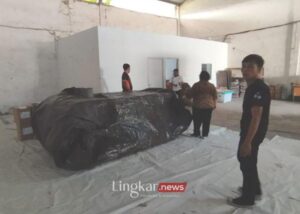 Surat suara dalam kondisi terbungkus tiba di Gudang KPU Kota Yogyakarta