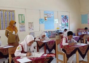 Satuan Pendidikan Tak Boleh Hukum Siswa Karena Nunggak SPP