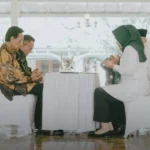 gubernur-diy-sultan-hb-x-serahkan-zakat-melalui-baznas