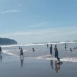 pantai-parangtritis