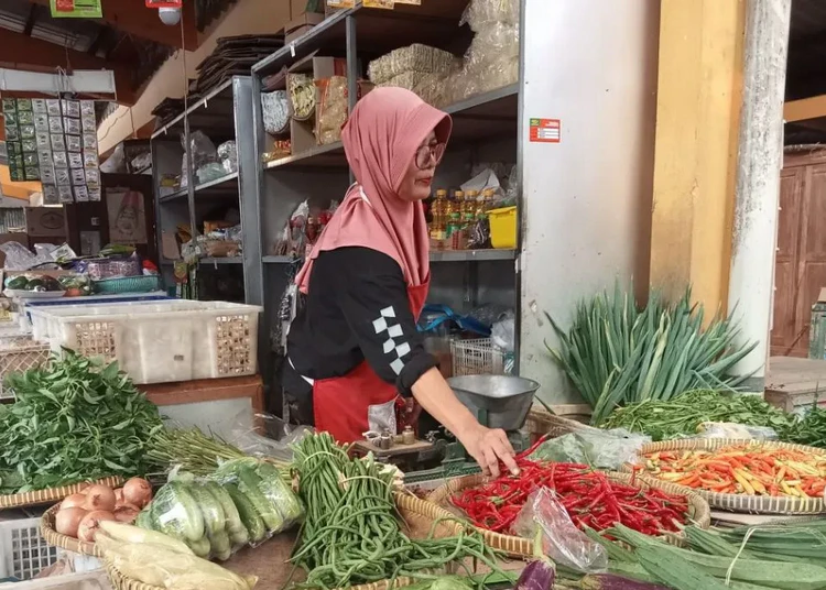 pedagang-bahan-pokok-pasar-bantul