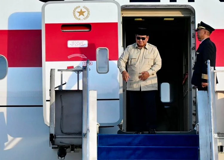 presiden-prabowo-subianto-tiba-di-tanah-air-usai-kunjungan-luar-negeri