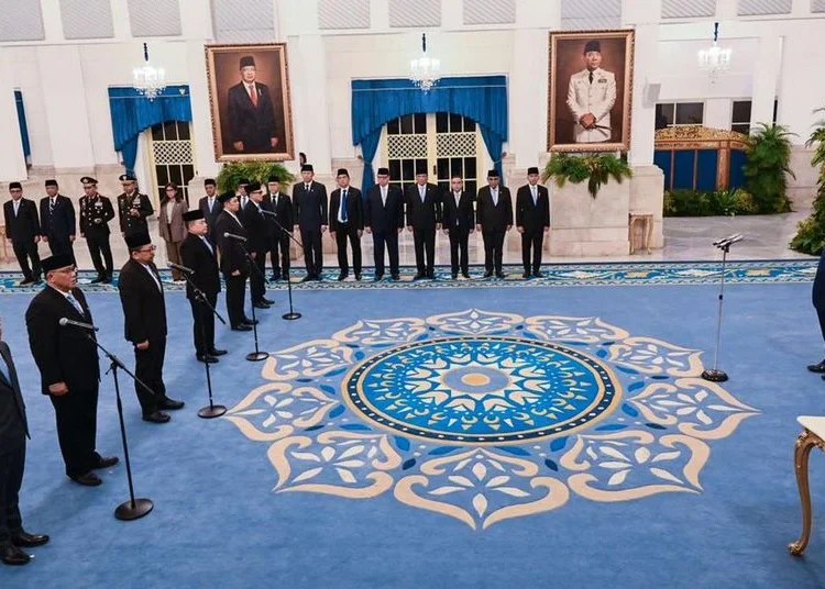 reshuffle-kabinet-prabowo-lantik-6-pejabat-baru-750x536-1
