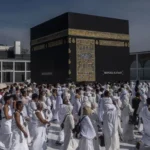 tawaf-manasik-haji-di-firdaus-fatimah-zahra-gunung-pati-semarang