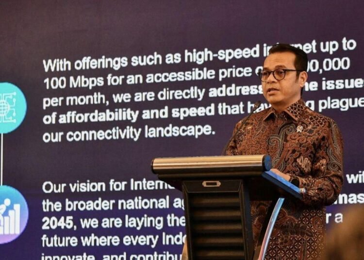 Wamenkomdigi-sebut-Internet-Rakyat-solusi-pemerataan-akses-digital-2-750x536-1