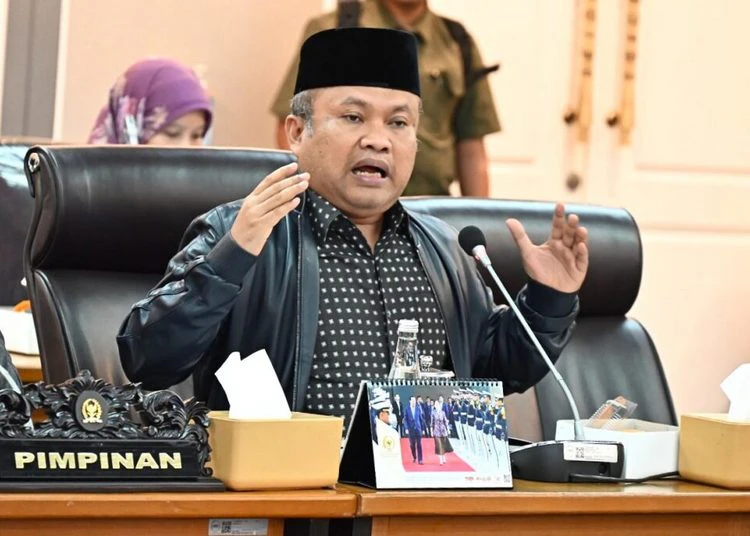 juru-bicara-gerindra-sugiat-santoso