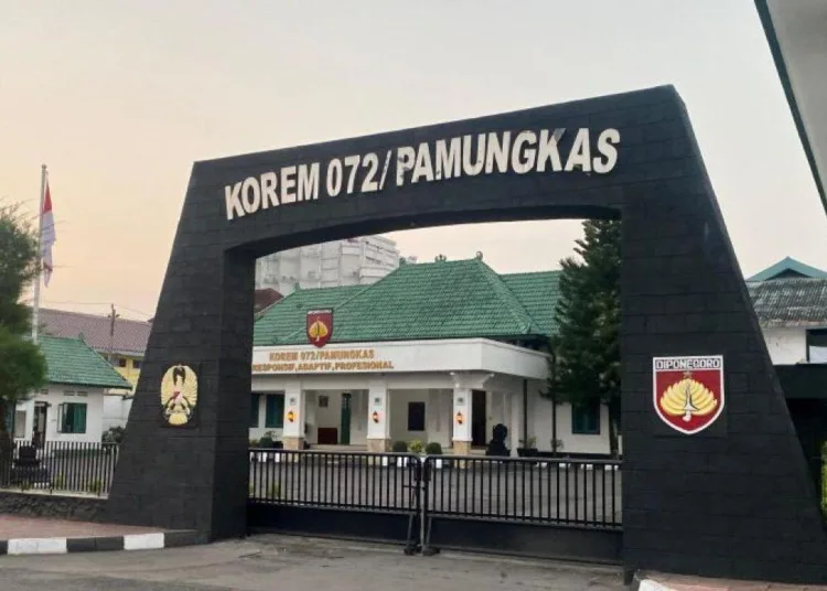 Korem-072Pamungkas-beri-klarifikasi-insiden-di-acara-Jogja-Marathon-750x536-1