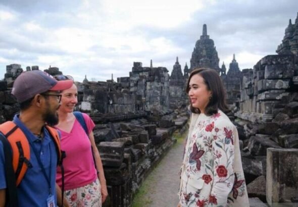 Menpar-pastikan-Prambanan-siap-sambut-wisatawan-jelang-libur-sekolah-750x536-1