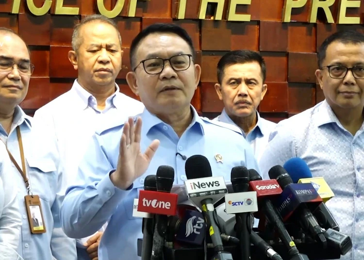 kepala-staf-kepresidenan-dudung-abdurachman