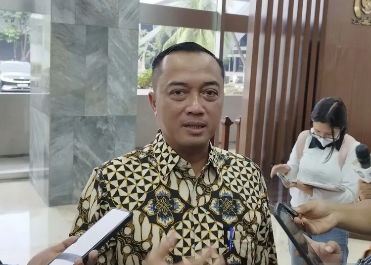 mensesneg-prasetyo-hadi