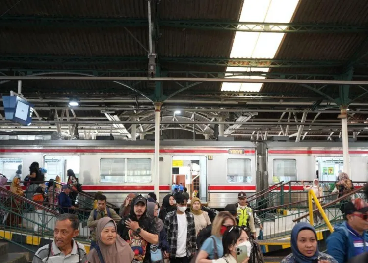 Daop-6-Yogyakarta-catat-ada-lonjakan-penumpangykereta-awal-Juli-750x536-1