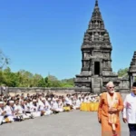 PM-Modi-berdoa-untuk-kemakmuran-India-RI-saat-kunjungi-Candi-Prambanan-750x536-1