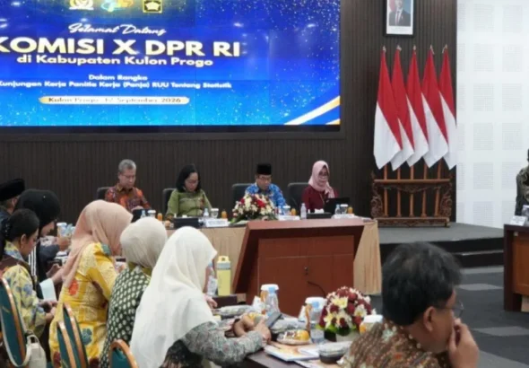 DPR-desak-evaluasi-aturan-desil-BPS-terkait-bansos-bantuan-pendidikan-750x536-1