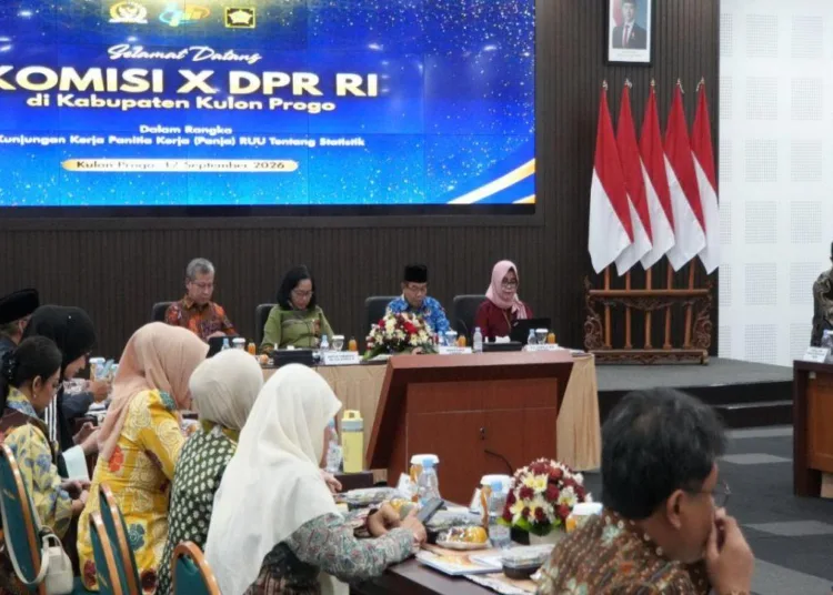 DPR-desak-evaluasi-aturan-desil-BPS-terkait-bansos-bantuan-pendidikan-750x536-1