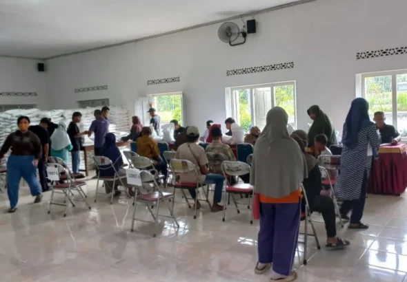 ketahanan-pangan-dan-gotong-royong-potret-penyaluran-cadangan-pangan-pemerintah-di-kalurahan-mororejo-1789881281-1-750x536-1