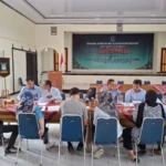 mengawal-kualitas-pembangunan-pencermatan-cermat-tim-verifikasi-kalurahan-sumberrejo-dalam-siklus-rkp-desa-1788529182-1-750x536-1