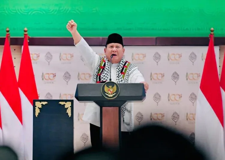 presiden-prabowo-teriakkan-free-palestine-di-resepsi-100-tahun-gontor-750x536-1