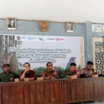 diskusi-pengelolaan-habitat-burung-sikatan-cacing-di-jatimulyo-1792394660-1-720x536-1