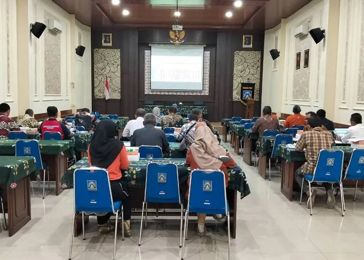 dpmk-sleman-perkuat-tata-kelola-keuangan-kalurahan-750x536-1