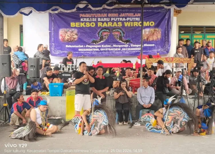gelar-seni-budaya-margorejo-menjaga-kesenian-jathilan-bekso-raras-wiromo-sebagai-identitas-dan-pemersatu-warga-1793099113-1-750x536-1
