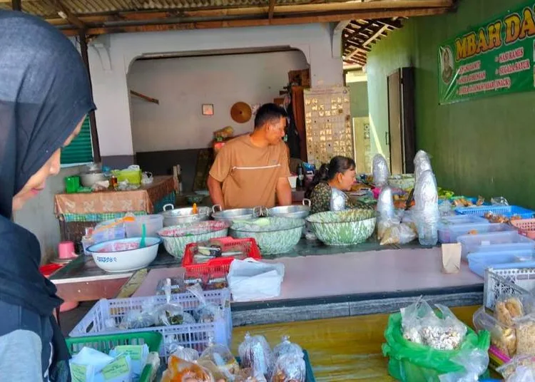 jenang-dawet-mbah-dawet-gunungkidul-menjaga-cita-rasa-sejak-1965-warisan-kuliner-yang-tak-lekang-oleh-zaman-1792211478-1-1-750x536-1