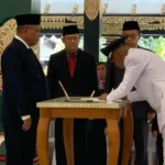 kepemimpinan-baru-untuk-keberlanjutan-pembangunan-pelantikan-lurah-hasil-pergantian-antar-waktu-paw-kabupaten-sleman-1791589092-1-750x536-1