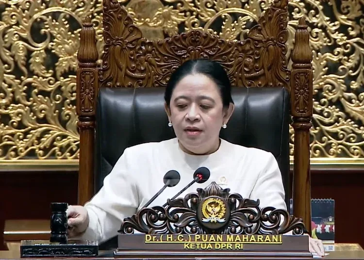 ketua-dpr-ri-puan-maharani-pimpin-rapat-paripurna-750x536-1