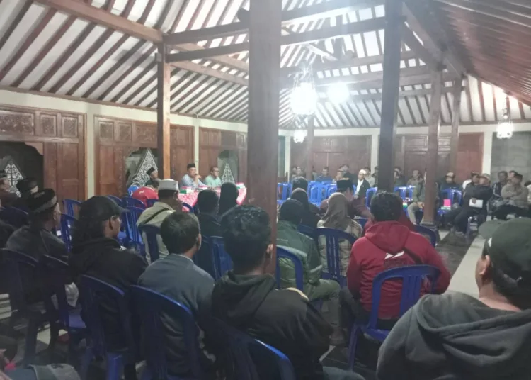 mewujudkan-kelestarian-lingkungan-berkelanjutan-public-hearing-raperda-rpplh-20262056-di-padukuhan-gabugan-donokerto-1792210004-2-750x536-1