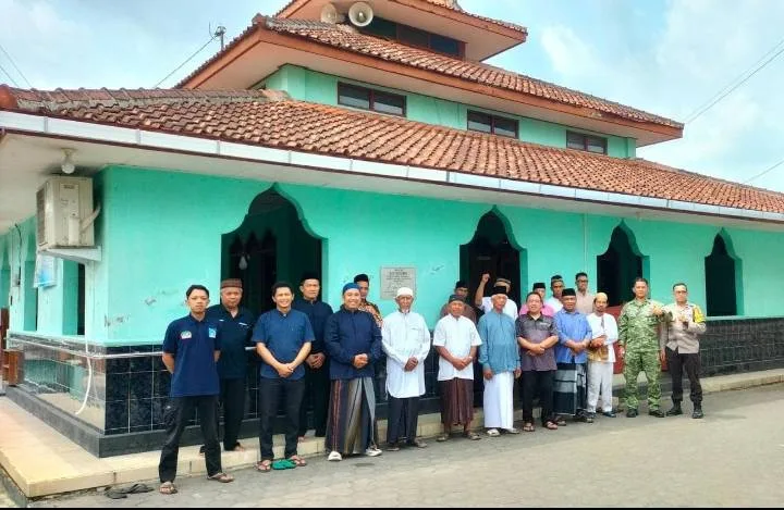 pemerintah-kalurahan-melanjutkan-safari-sholat-jumat-berkelanjutan-pererat-silaturahmi-dan-dorong-pembangunan-inklusif-berbasis-keagamaan-di-margorejo-1793359252-1