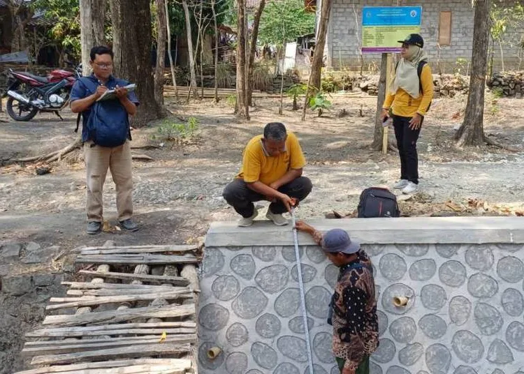 pendamping-desa-fasilitasi-opname-pembangunan-jalan-talud-di-sendangrejo-tancep-1790922077-1-1-750x536-1