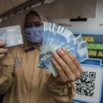 penyerahan-bantuan-subsidi-upah-pekerja-750x536-1