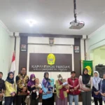 penyerahan-barang-bantuan-untuk-pengentasan-anak-stunting-1791882578-1-750x536-1