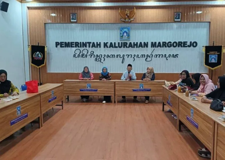 peran-aktif-tim-penggerak-pkk-dalam-pembangunan-menuju-kalurahan-margorejo-sejahtera-1791550100-1-750x536-1