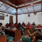 rapat-pengukuran-kinerja-lurah-yang-diselenggarakan-oleh-pemerintah-kalurahan-sidomulyo-kapanewon-pengasih-kabupaten-kulon-progo-1792056447-1-750x536-1