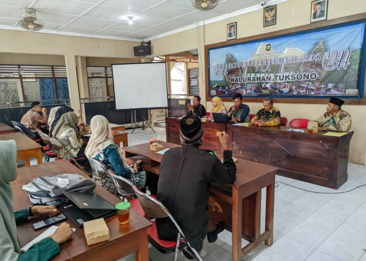 rapat-tim-penyehatan-bumdesa-1793174672-1-750x536-1