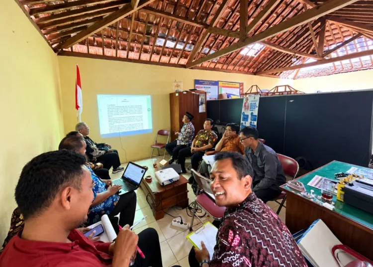 selaraskan-perencanaan-dengan-uu-desa-pd-rongkop-fasilitasi-perubahan-rpjmkal-kalurahan-bohol-tahun-20222029-1792984255-1-750x536-1