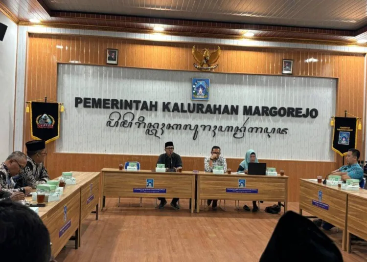 transformasi-kelembagaan-di-kalurahan-margorejo-mendorong-warga-jadi-penggerak-pembangunan-lewat-tuwanggana-1791548914-1-750x536-1